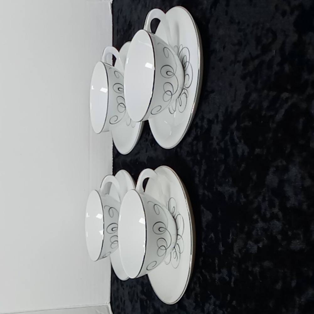 Style House Fine China Japan Set Of 4 Cups/Saucers "Rhythm  White/Blk/Gray Swirl